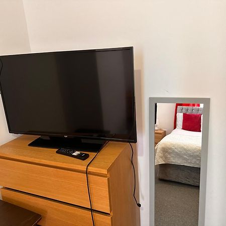Private Room 6 Бристоль Экстерьер фото