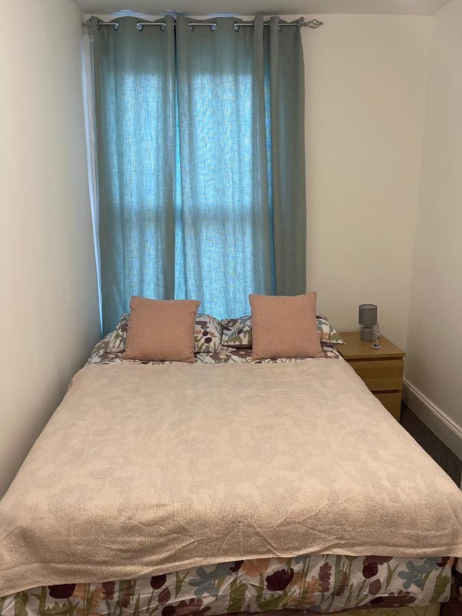 Private Room 6 Бристоль Экстерьер фото
