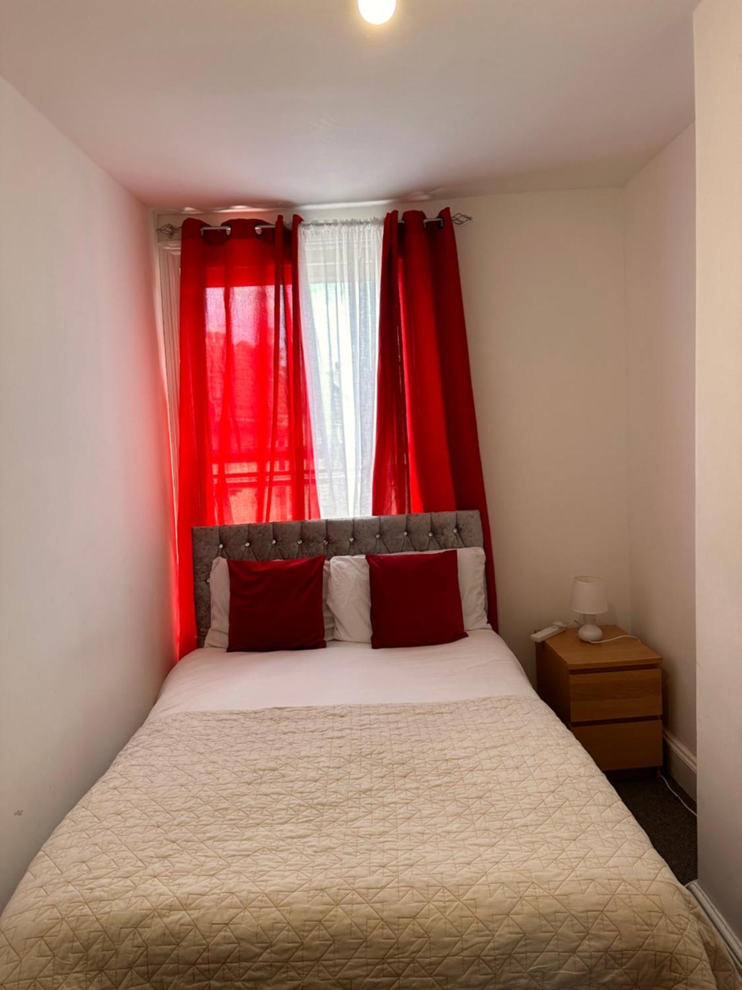 Private Room 6 Бристоль Экстерьер фото